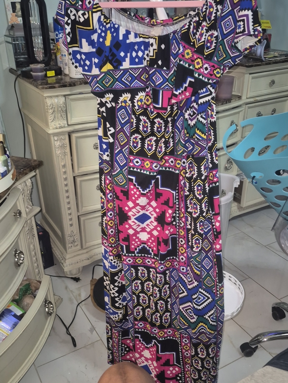 Discreet Multicolor Aztec Geometric Print Maxi Dress